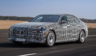 BMW i7 prototype - front